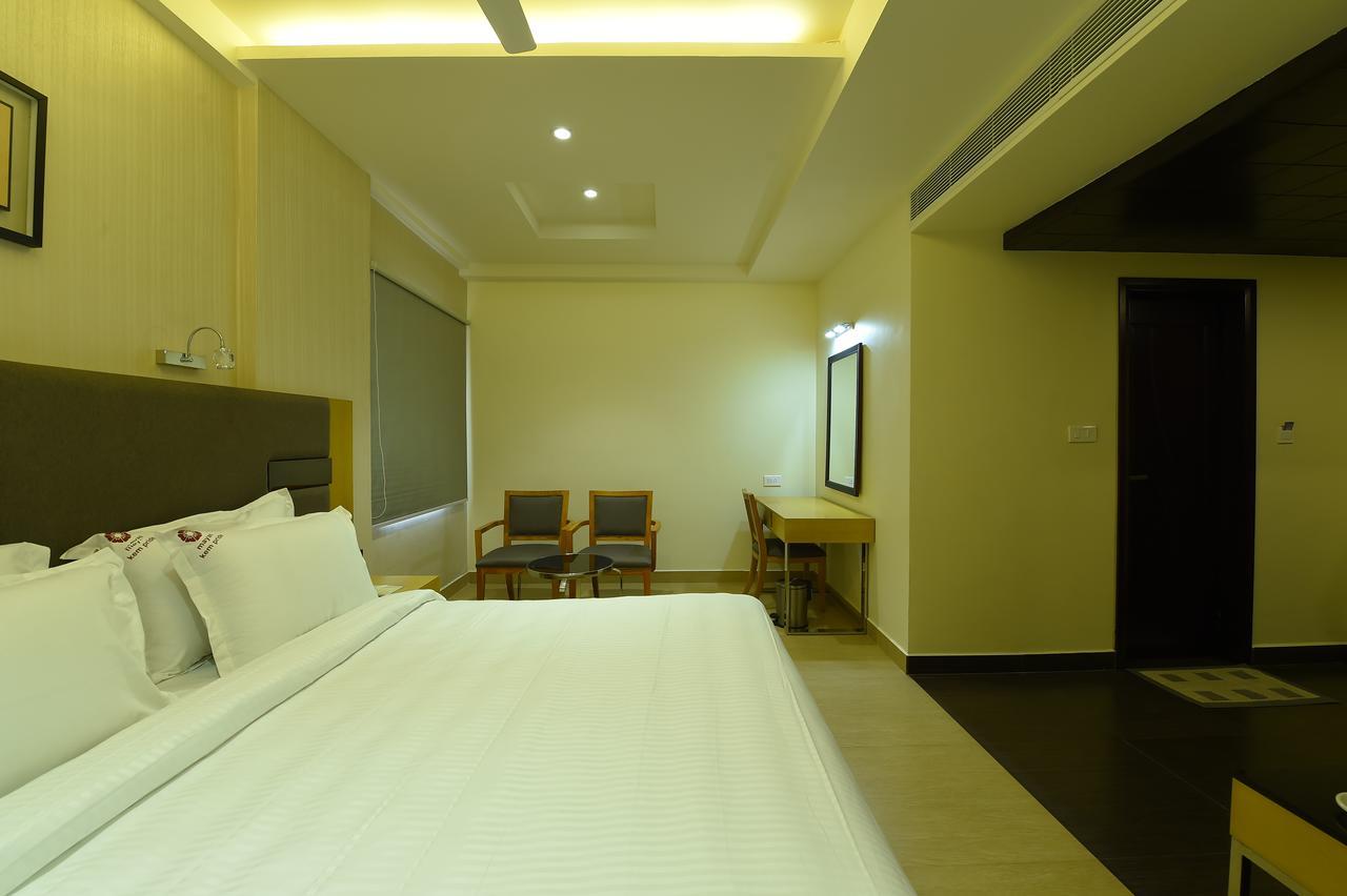 Mayas Kem Pride Tiruchirappalli Extérieur photo