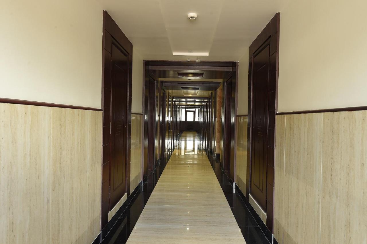Mayas Kem Pride Tiruchirappalli Extérieur photo