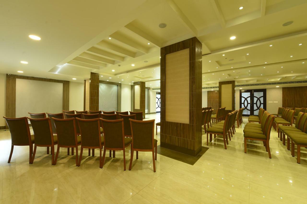 Mayas Kem Pride Tiruchirappalli Extérieur photo
