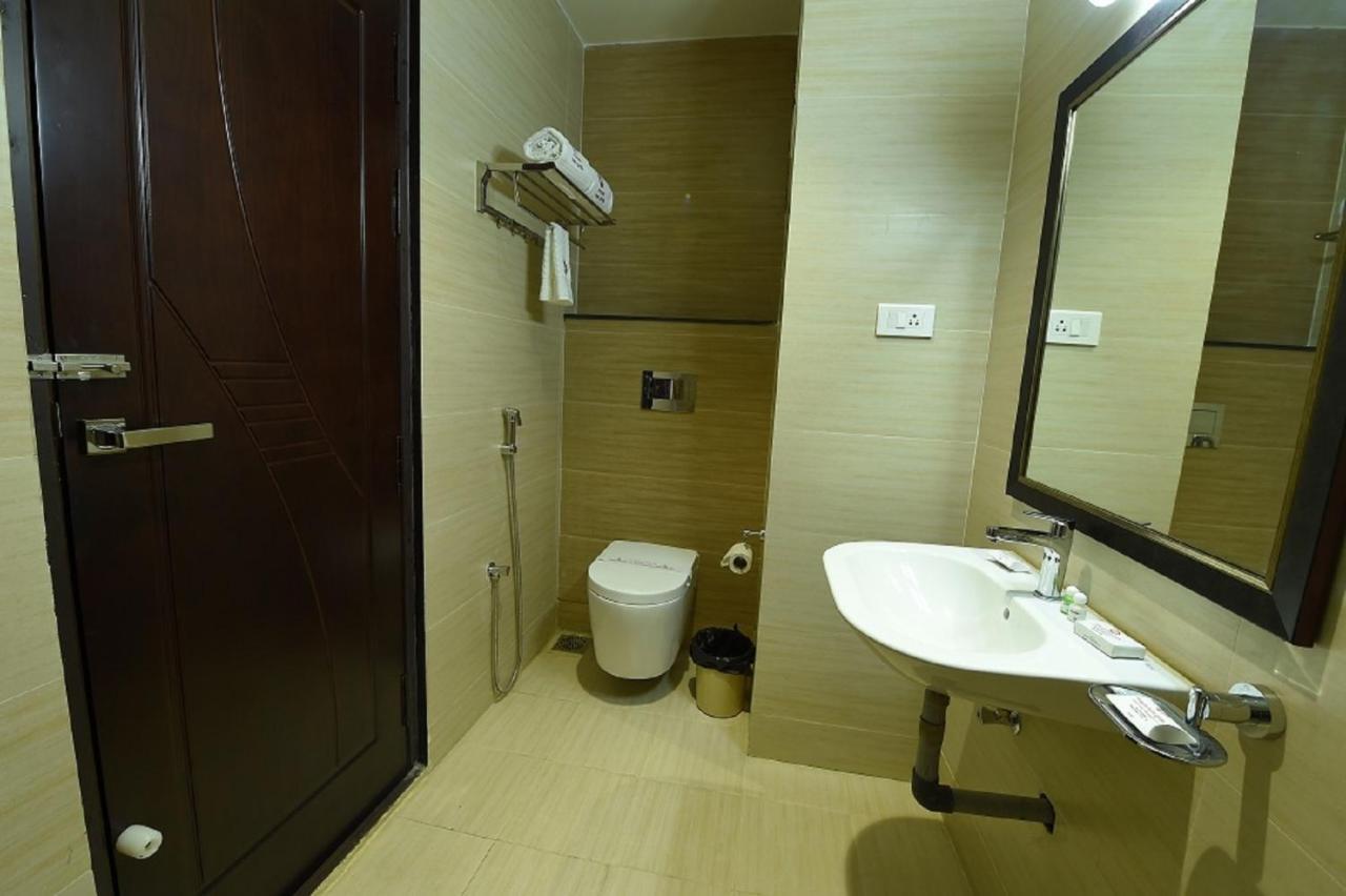 Mayas Kem Pride Tiruchirappalli Extérieur photo